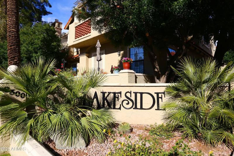 Lakeside entrance