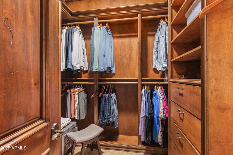 040_Designer Closet 2