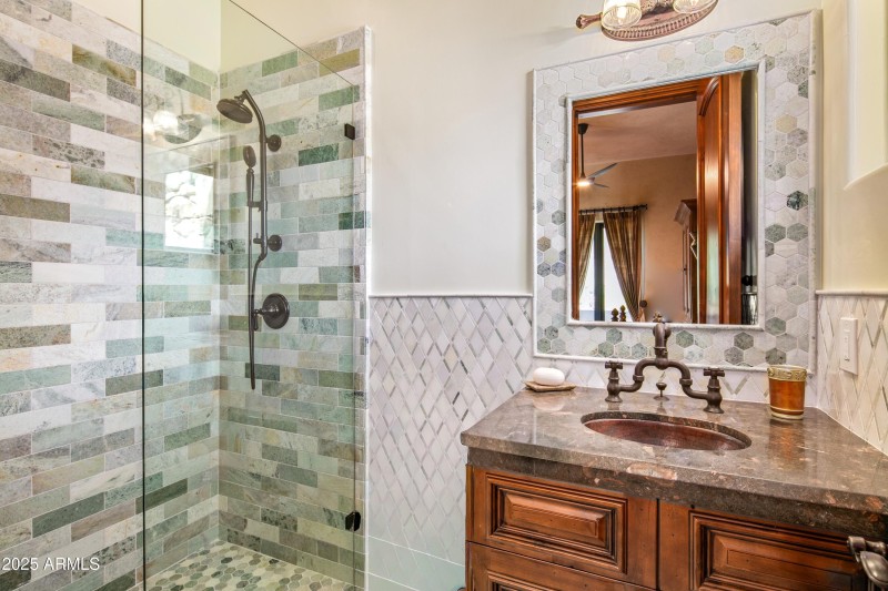 060_Guest Home 2 Bath