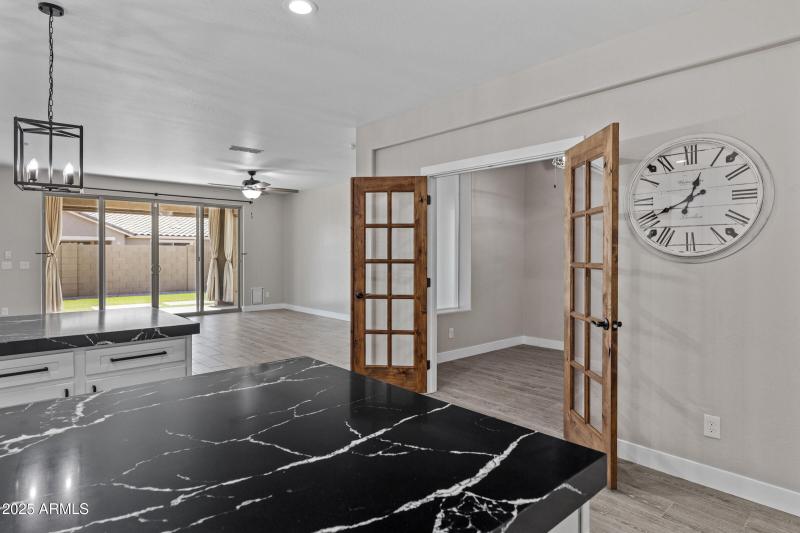 23137 E Camina Buena Vista-20