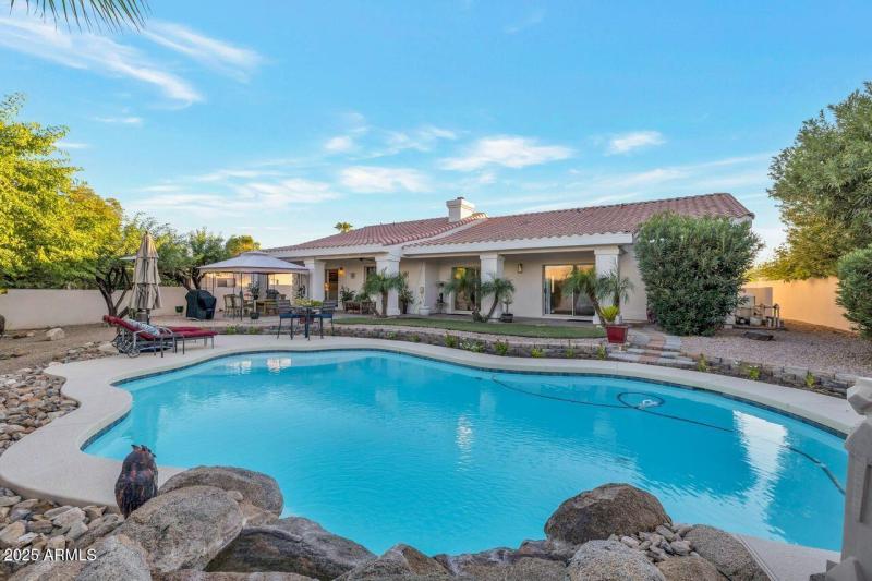 Gorgeous pool