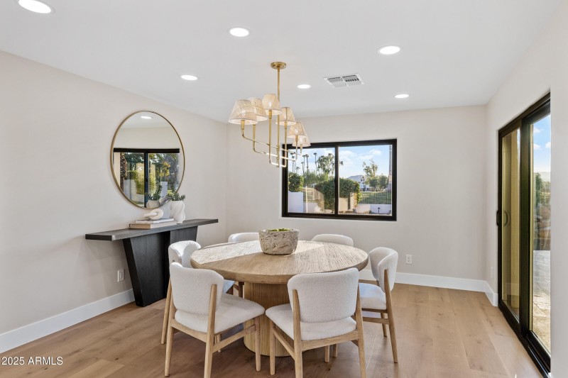 8436 N Vía Linda-25