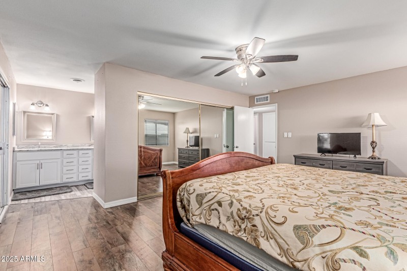 Great primary bedroom