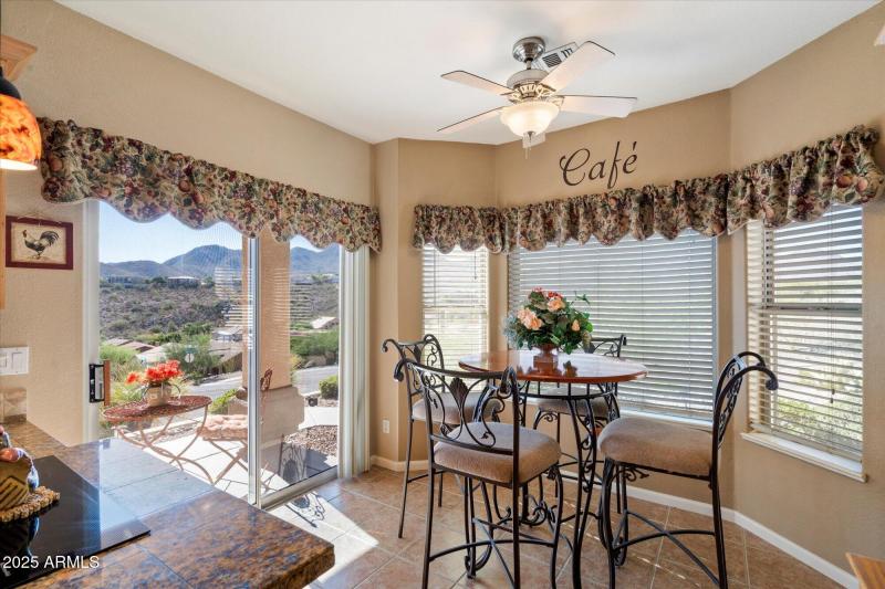 Breakfast Room