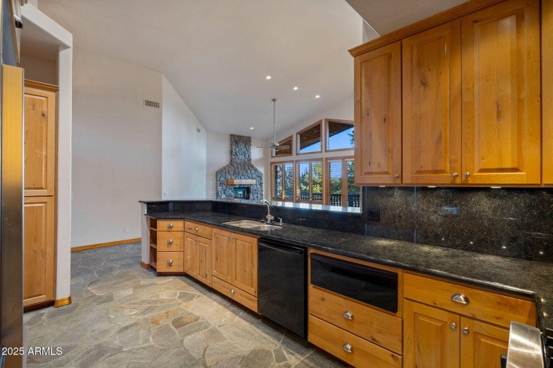 2758JaguarCir-Heber-AZ-10