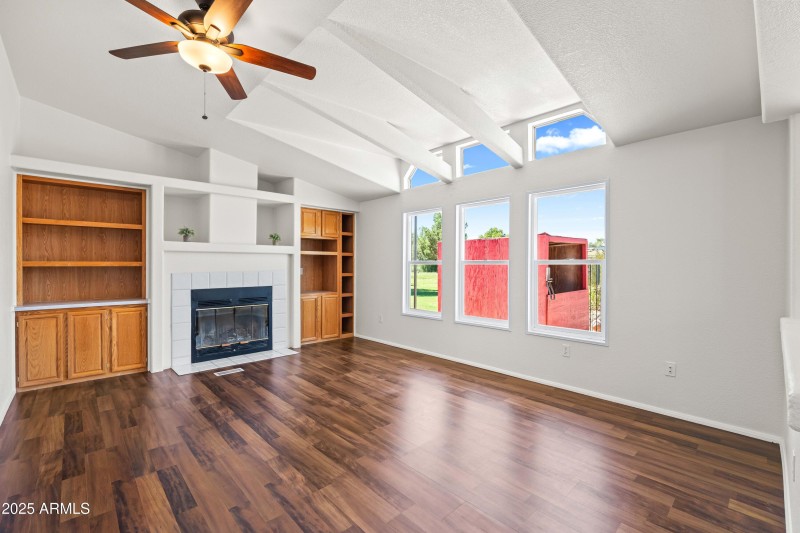 2n family room