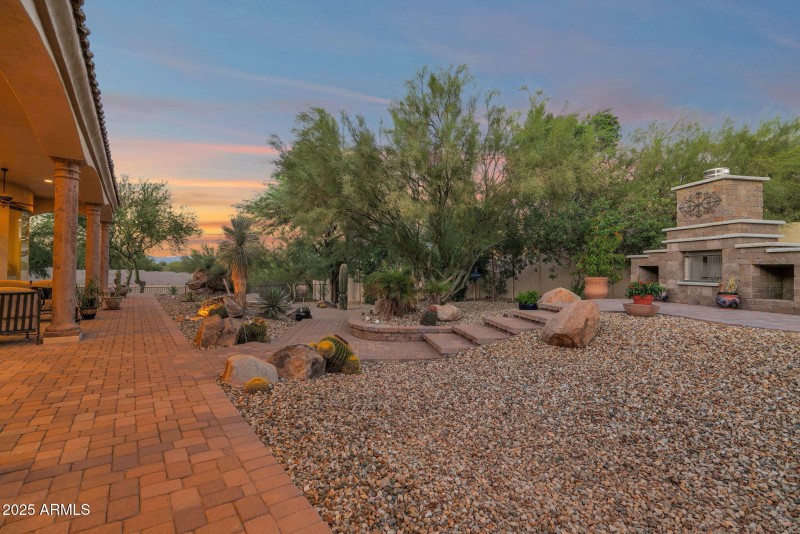 70-web-or-mls-P1315248