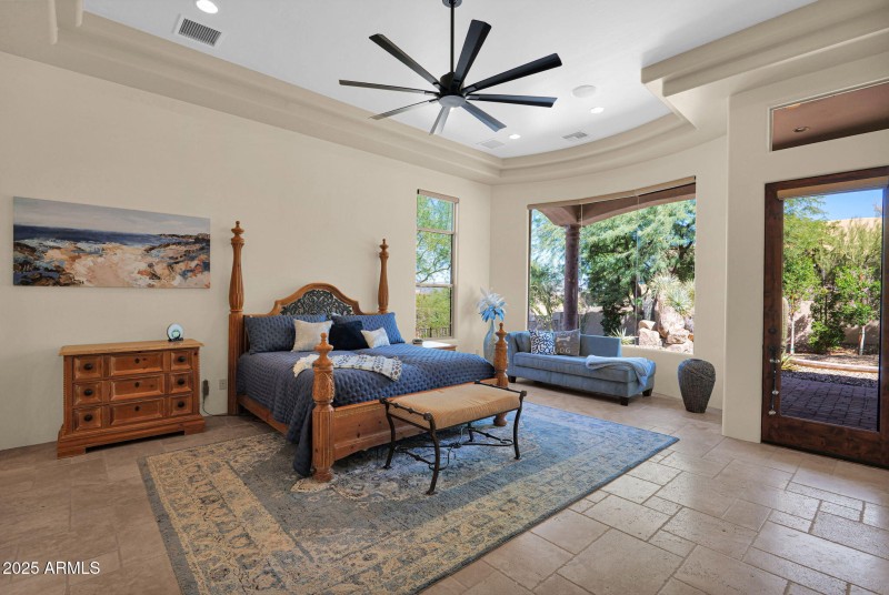 23-web-or-mls-P1315136