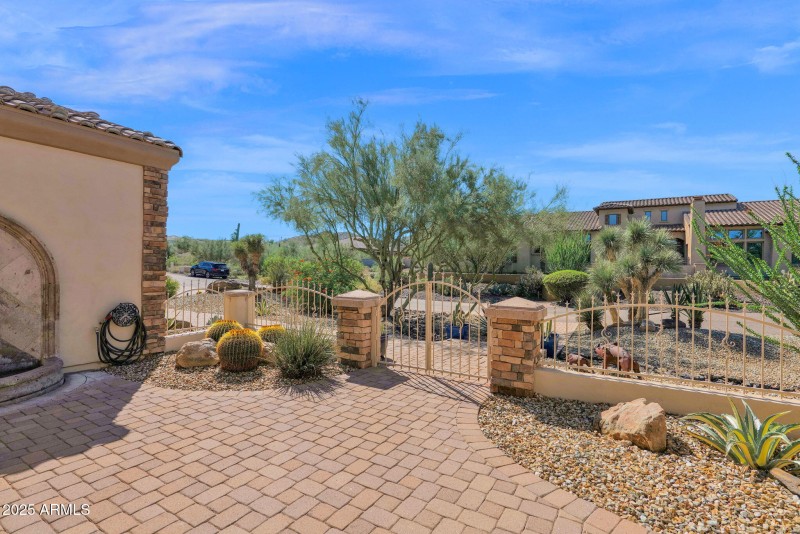 20-web-or-mls-P1315130