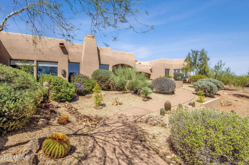 6-web-or-mls-16302-e-saguaro-blvd