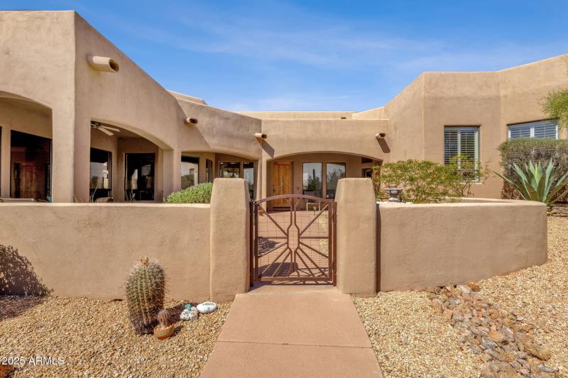 7-web-or-mls-16302-e-saguaro-blvd