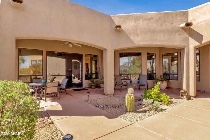9-web-or-mls-16302-e-saguaro-blvd