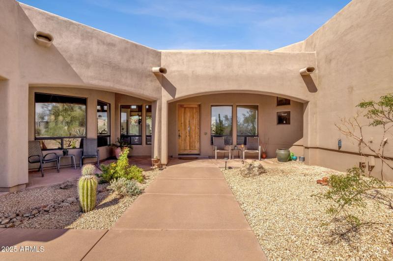 11-web-or-mls-16302-e-saguaro-blvd