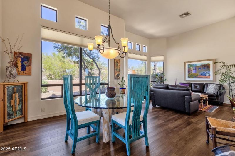 18-web-or-mls-16302-e-saguaro-blvd