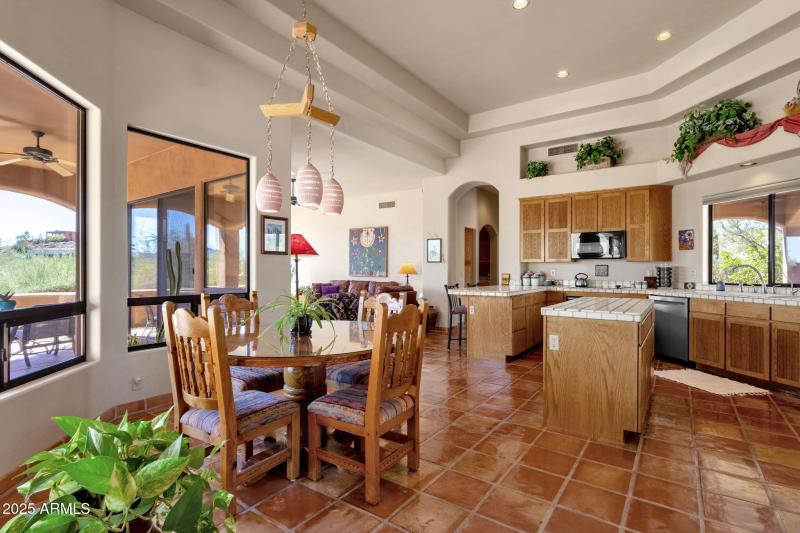 19-web-or-mls-16302-e-saguaro-blvd