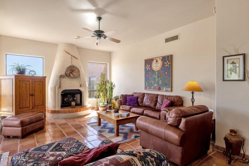 29-web-or-mls-16302-e-saguaro-blvd