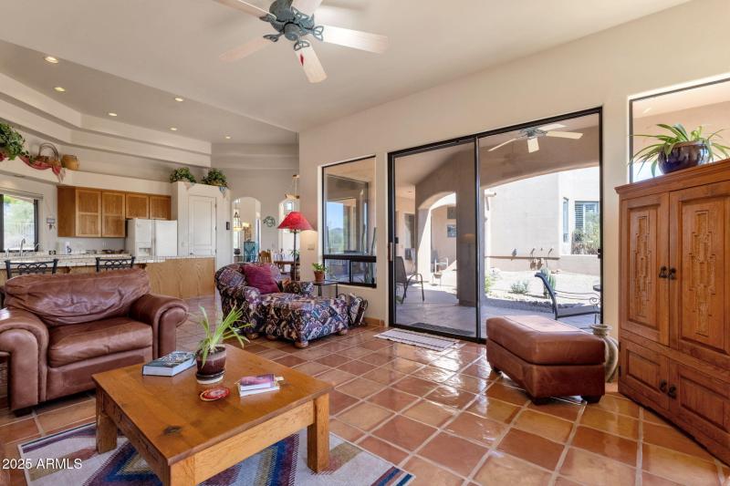 31-web-or-mls-16302-e-saguaro-blvd