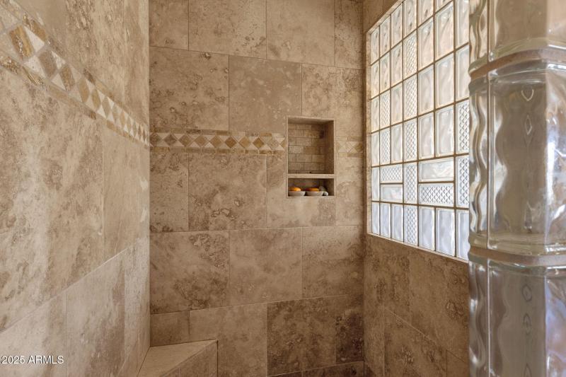 49-web-or-mls-16302-e-saguaro-blvd