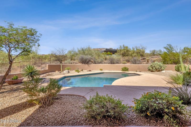 59-web-or-mls-16302-e-saguaro-blvd