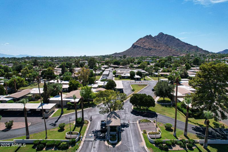 Welcome to Scottsdale House