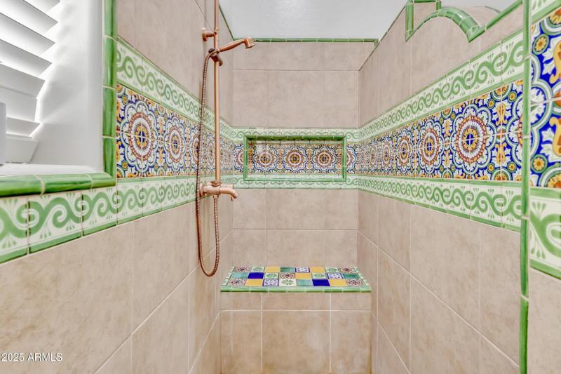 32_primary bath