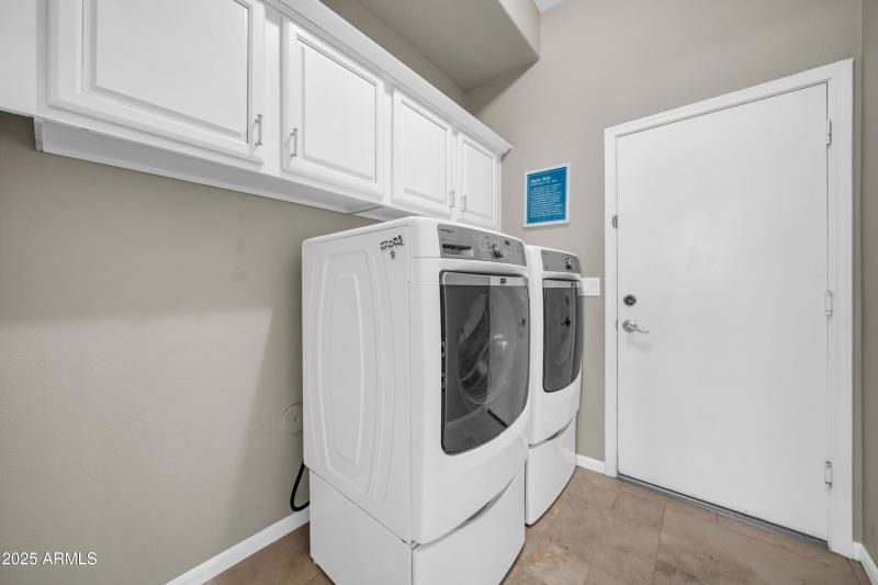 5417 E Anderson Dr-36