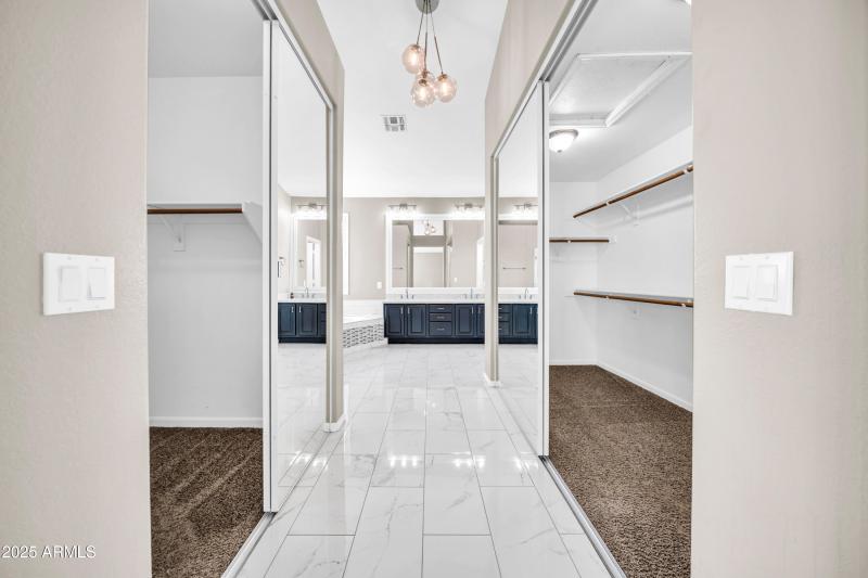 5417 E Anderson Dr-25