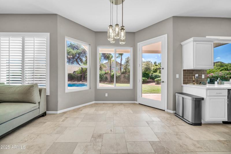 5417 E Anderson Dr-14