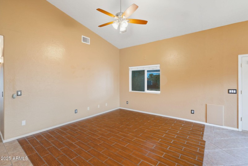 25-web-or-mls-DSC04050-7