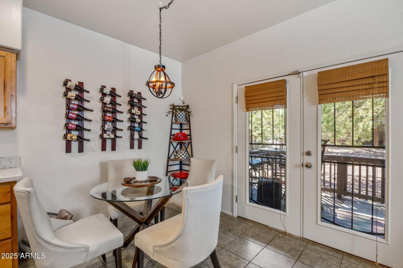 Kitchen dining with views