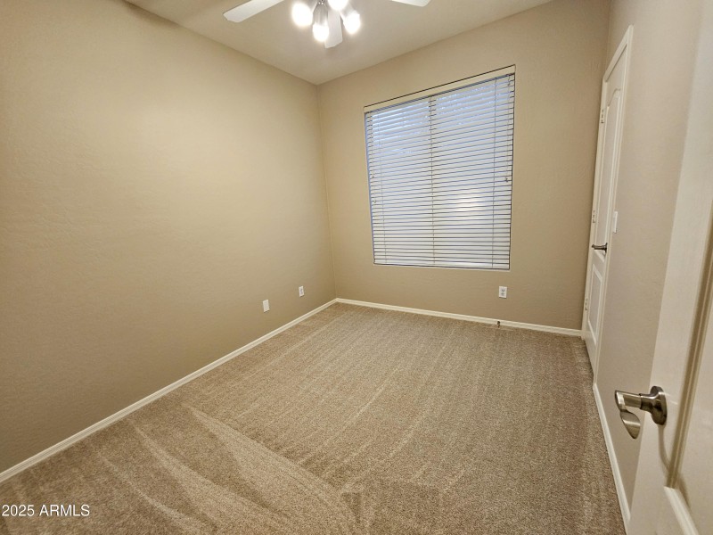 Guest Bedroom (unstaged)