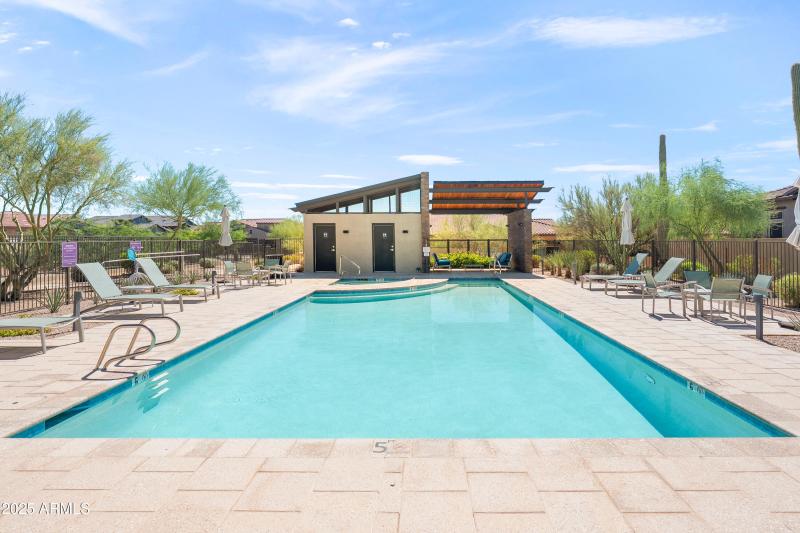 32746 N 73rd Way-40