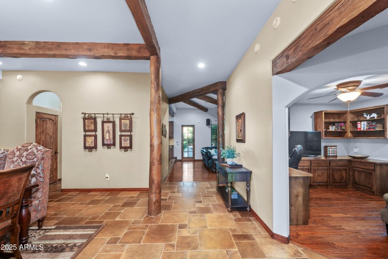 6444-E-Quail-Hideaway-Ln-10