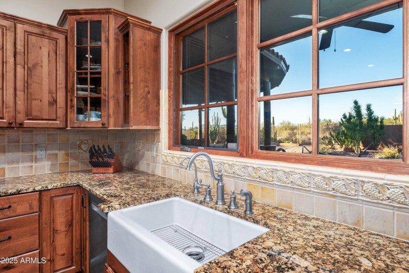 6444-E-Quail-Hideaway-Ln-19