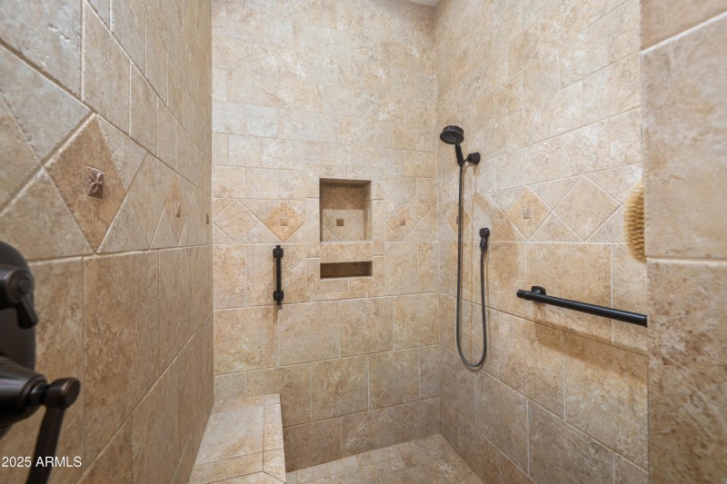 6444-E-Quail-Hideaway-Ln-34