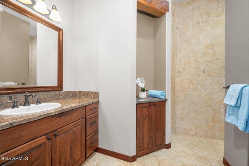 6444-E-Quail-Hideaway-Ln-40