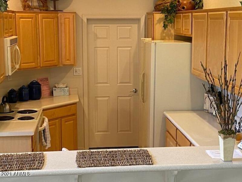 Kitchen..Wide Shot
