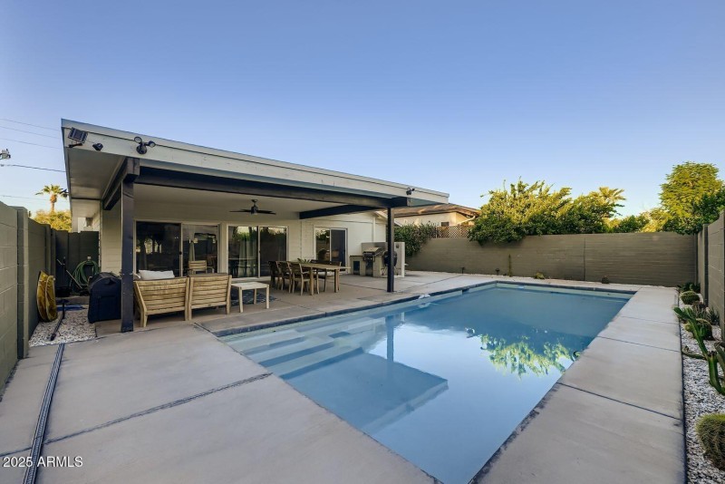 PERFECT FOR RELAXING