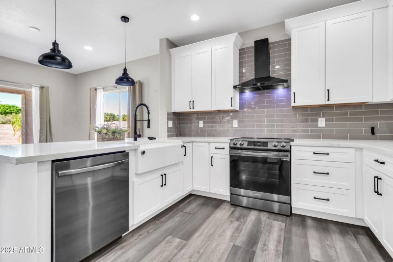 4900 S Springs Dr-17