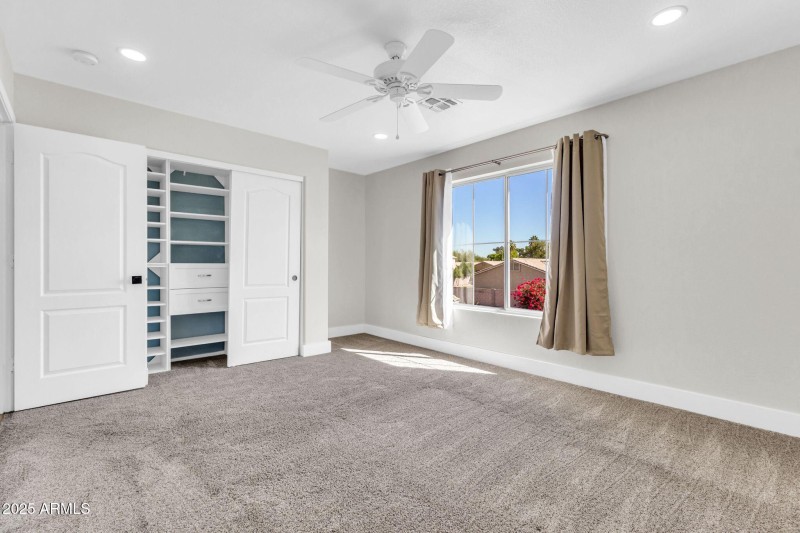 4900 S Springs Dr-39