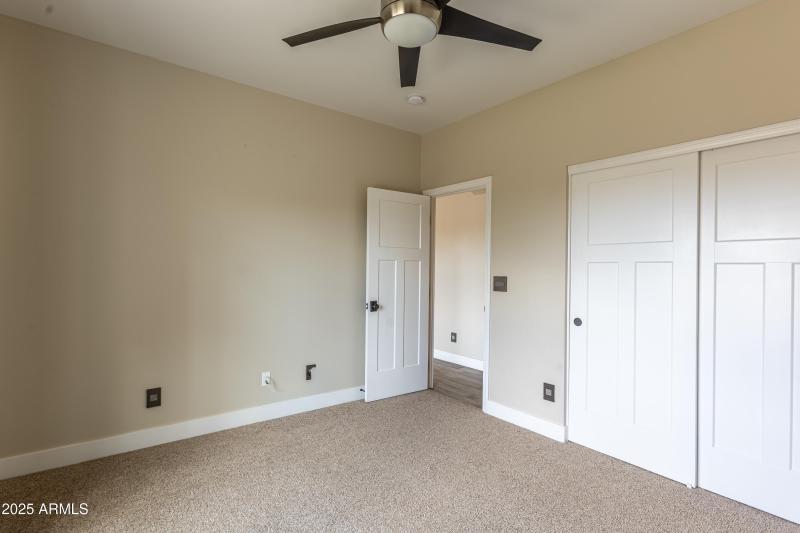 28906 N WAKEFIELD RD-33