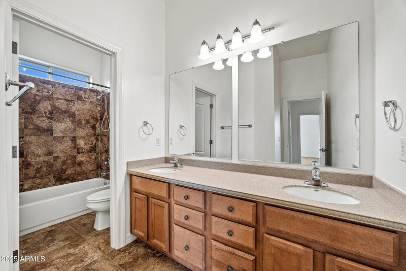 018_south_183rd_place-32_498