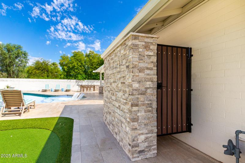 outdoor shower