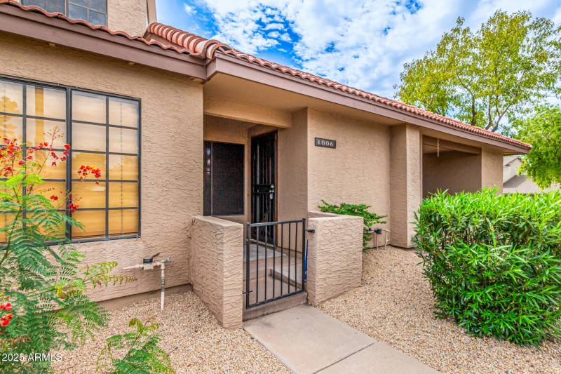 8625 E Belleview Pl #1006 Single Level