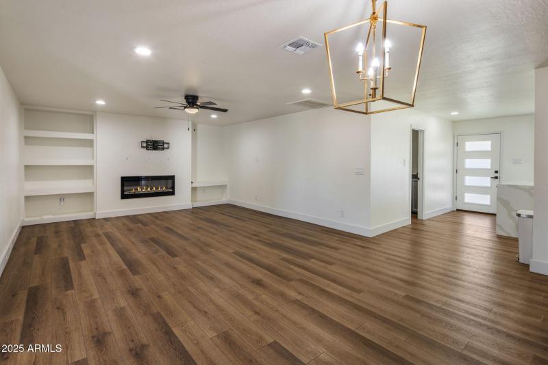 Great Room with Fireplace
