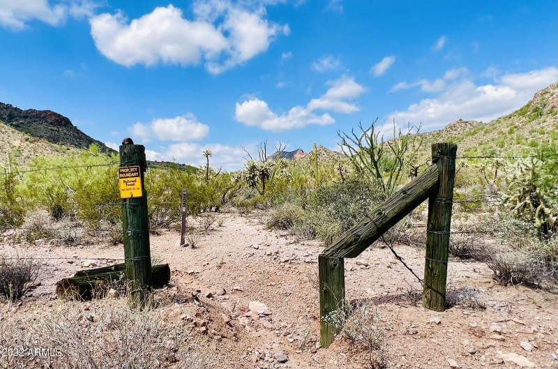 4AFCCE91-834F-4C8D-82B6-88EDC1F20B6A