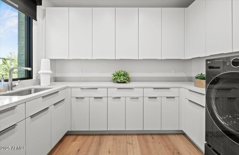 27-6802 E Joshua Tree Ln 31