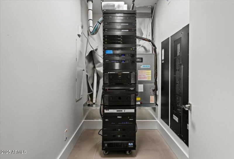 38-6802 E Joshua Tree Ln 44