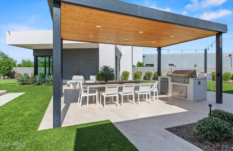 58-6802 E Joshua Tree Ln 77