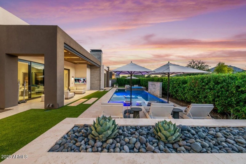 6802 E Joshua Tree Ln 94 TL